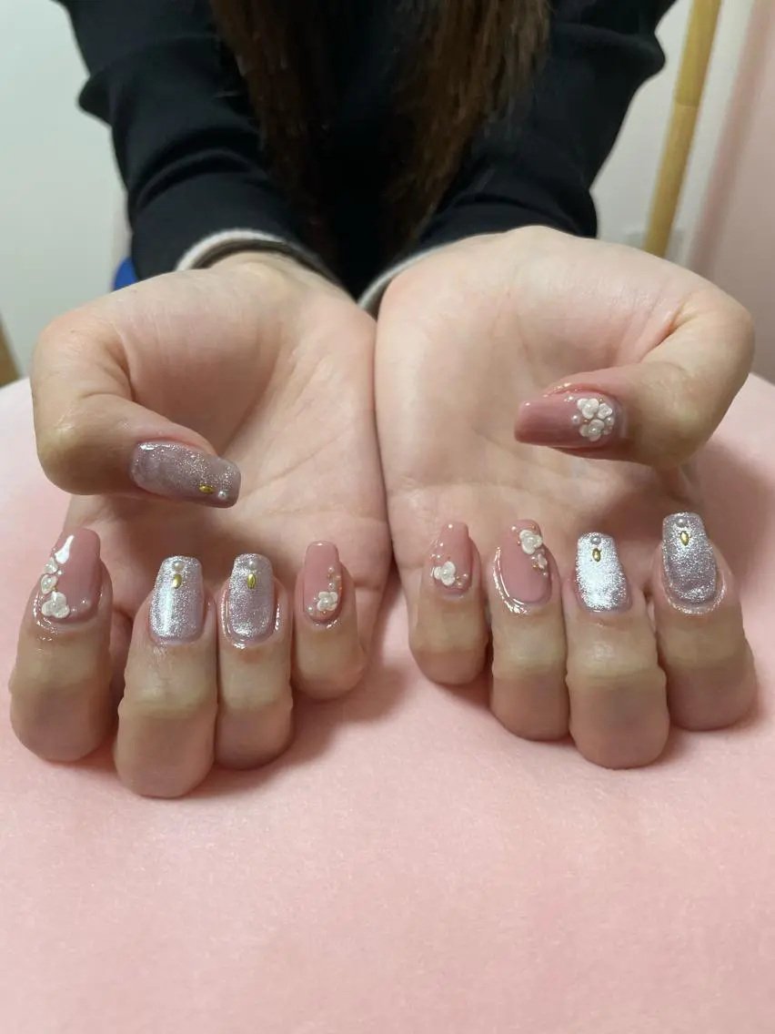 ネイル ハンドネイル フットネイル nailsalon momoのネイルデザイン
