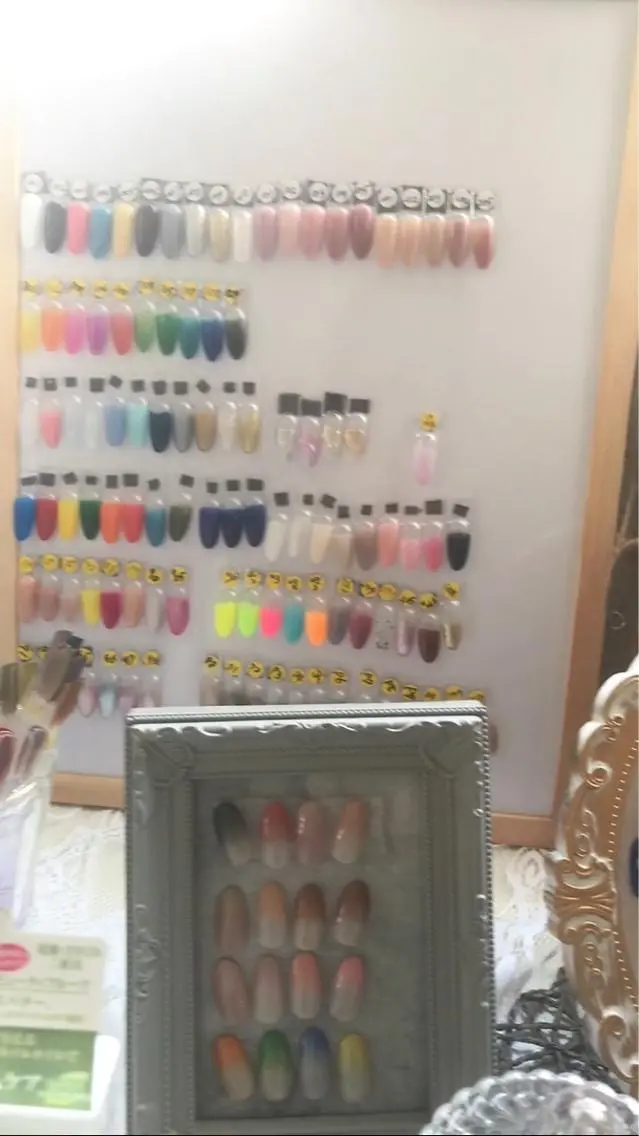 ネイル 冨澤 ひろみのネイルデザイン