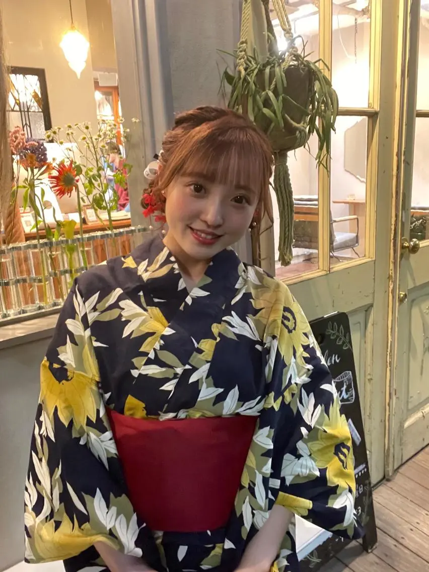 セミロング ヘアアレンジ KURIA*⋆ஐ ブリーチ/韓国ヘアのヘアスタイル