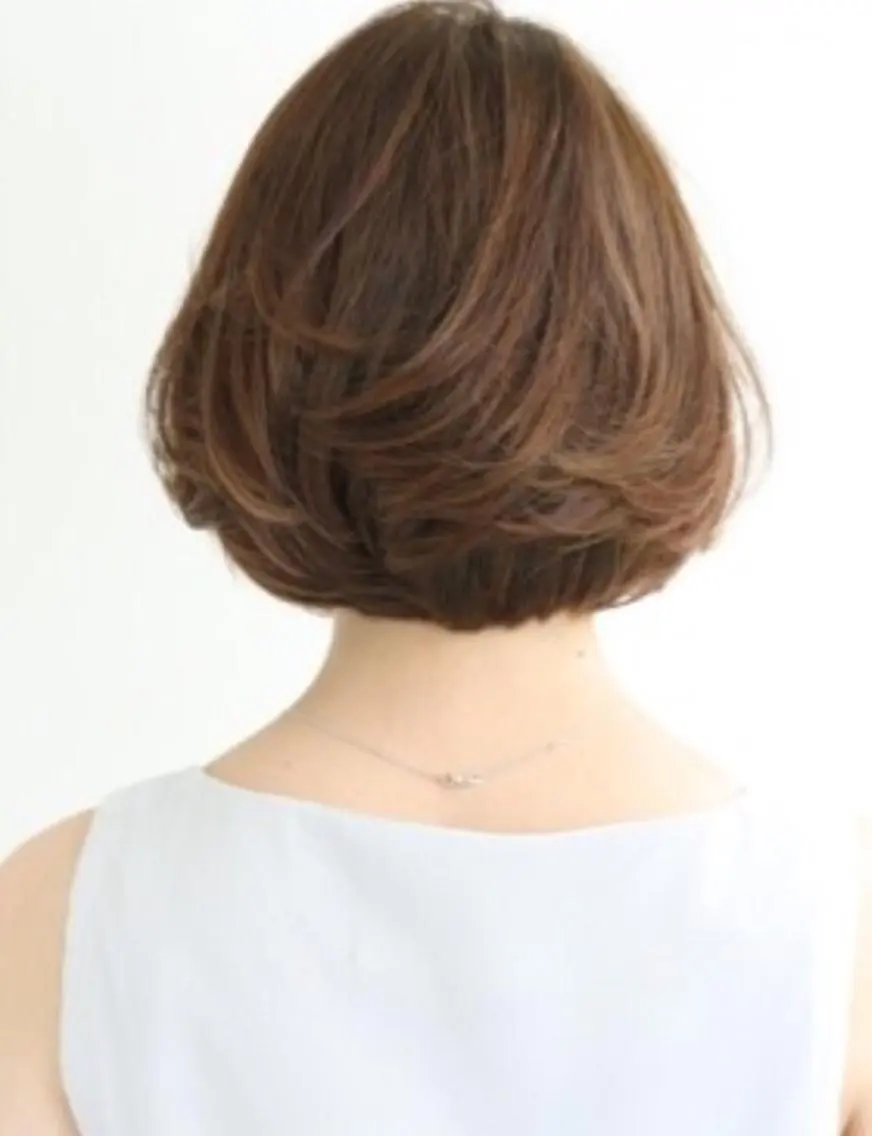 ショート ボブ レイヤーカット カット Sato Hirotakaのヘアスタイル