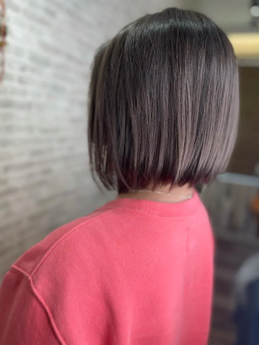 ショート カラー 平田 怜のヘアスタイル
