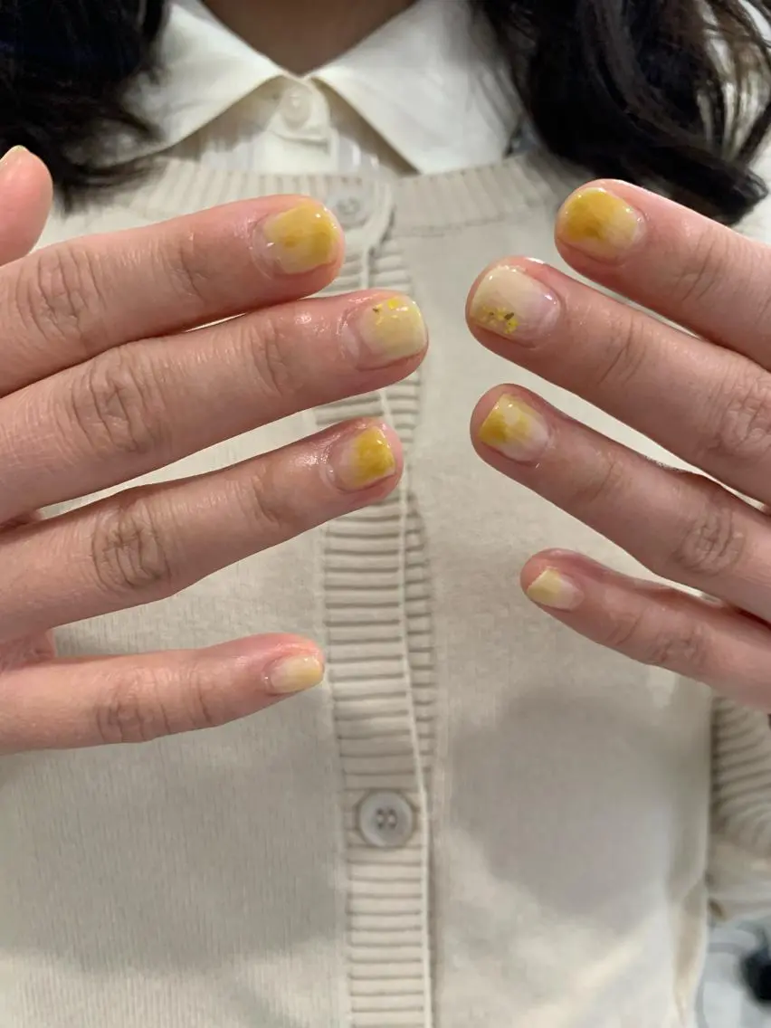 ネイル ニュアンスネイル TAKASUKA Nのネイルデザイン