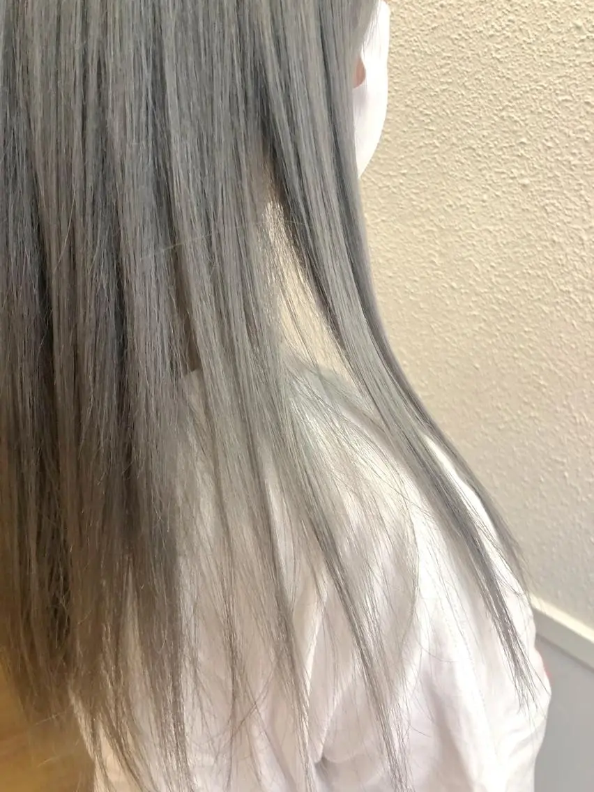 ロング カラー グレージュ カット ヘアカラー トリートメント 髪質改善/美髪矯 正ヤマモトハルキのヘアスタイル