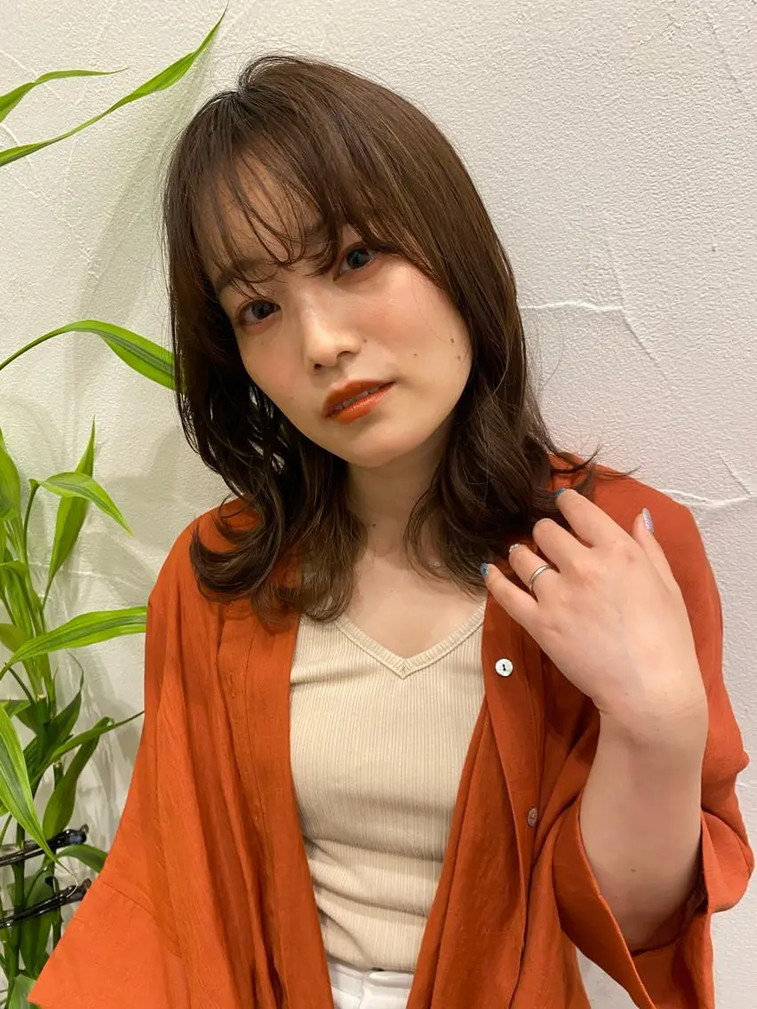 セミロング カラー 韓国風ヘア Ash中目黒店 榊間茜のヘアスタイル