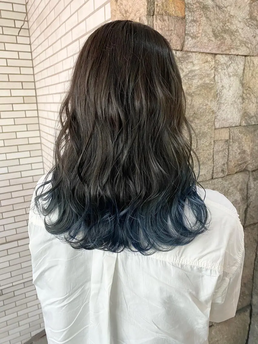 セミロング カラー ブリーチ ブルーカラー ブルージュ ヘアカラー トリートメント 萩原 凌✄のヘアスタイル