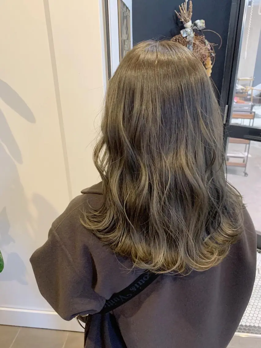 カラー ベージュカラー オリーブベージュ カット ヘアカラー ralme/sol 髙橋一哉のヘアスタイル