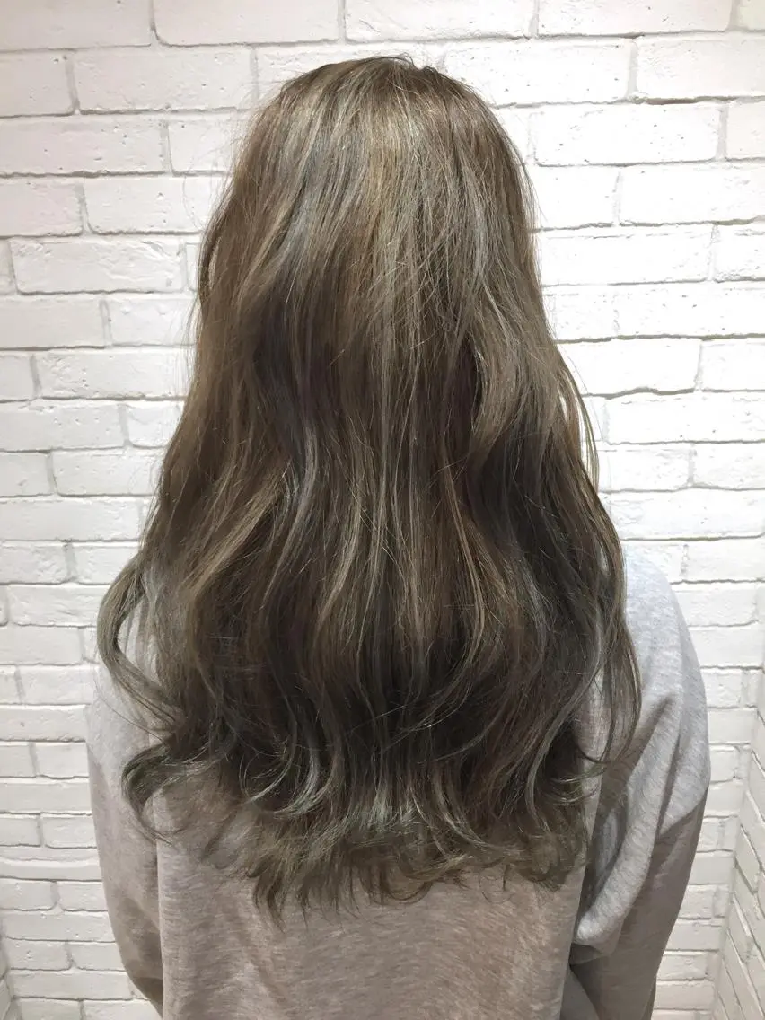 ロング カラーアンドケアリタ kitamuuuのヘアスタイル