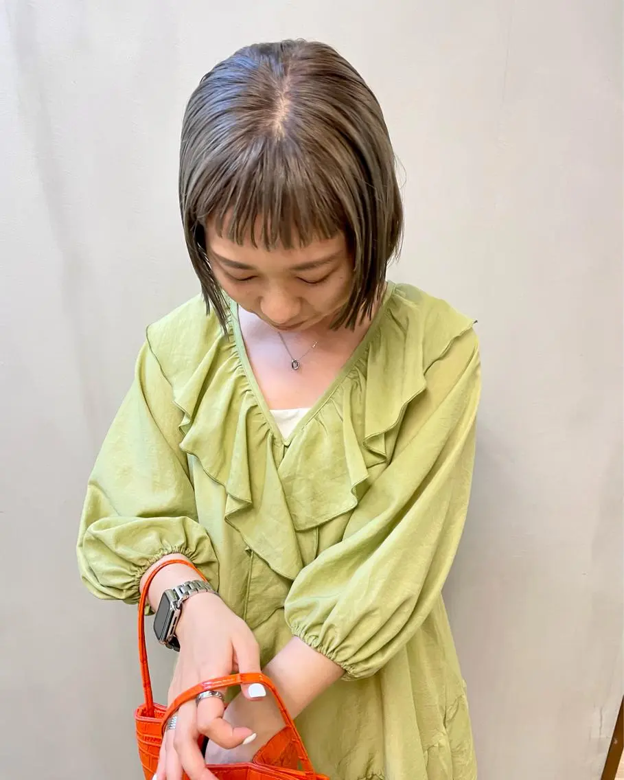 ミディアム カラー パーマ ヘアアレンジ メンズ キッズ ネイル マツエク・マツパ アイブロウ メンズブリーチ ブリーチ ダブルカラー グレージュ ブリーチなしカラー カット ヘアカラー トリートメント tatsumi/ボブ ウルフ/レイヤーのヘアスタイル