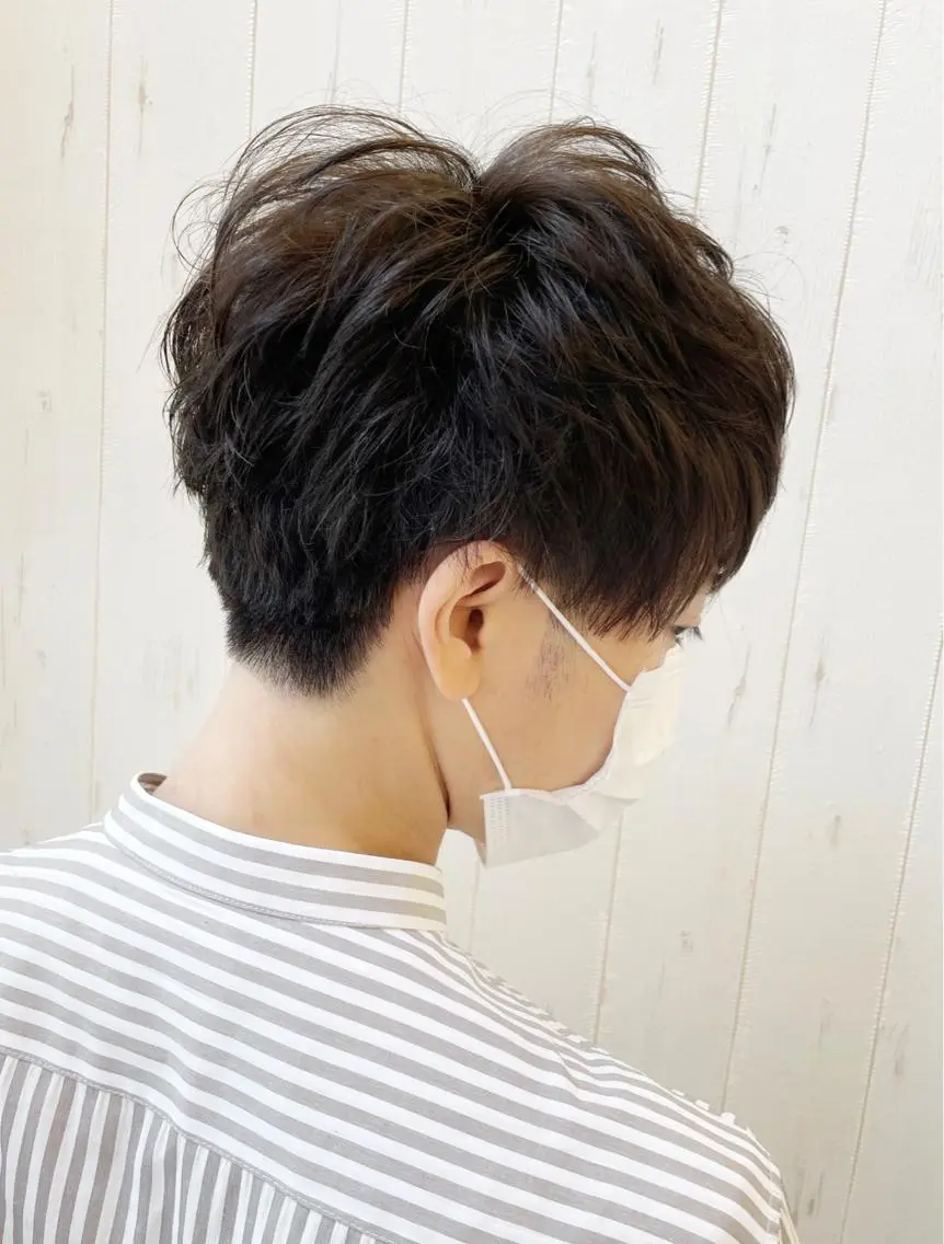 ショート march merryのヘアスタイル
