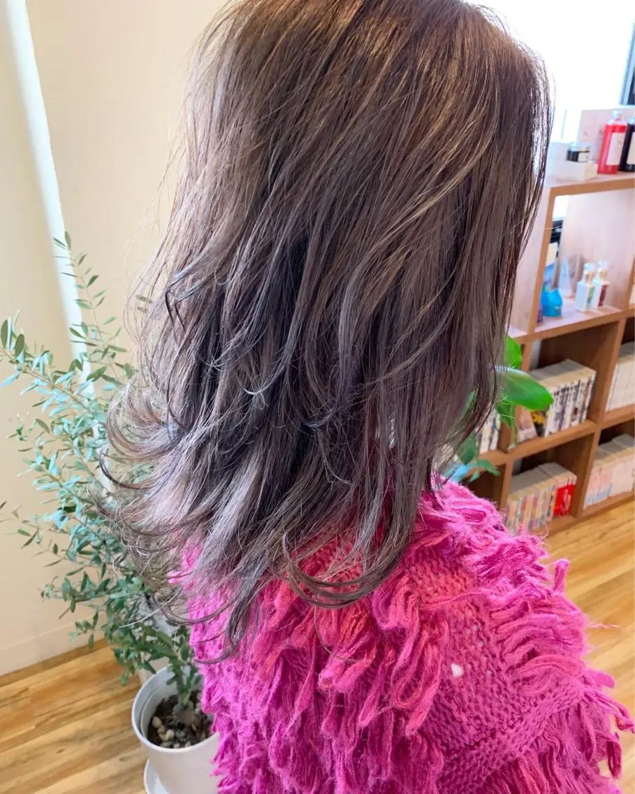 ロング カラー 柔らかな縮毛矯正 透明感カラー💫のヘアスタイル