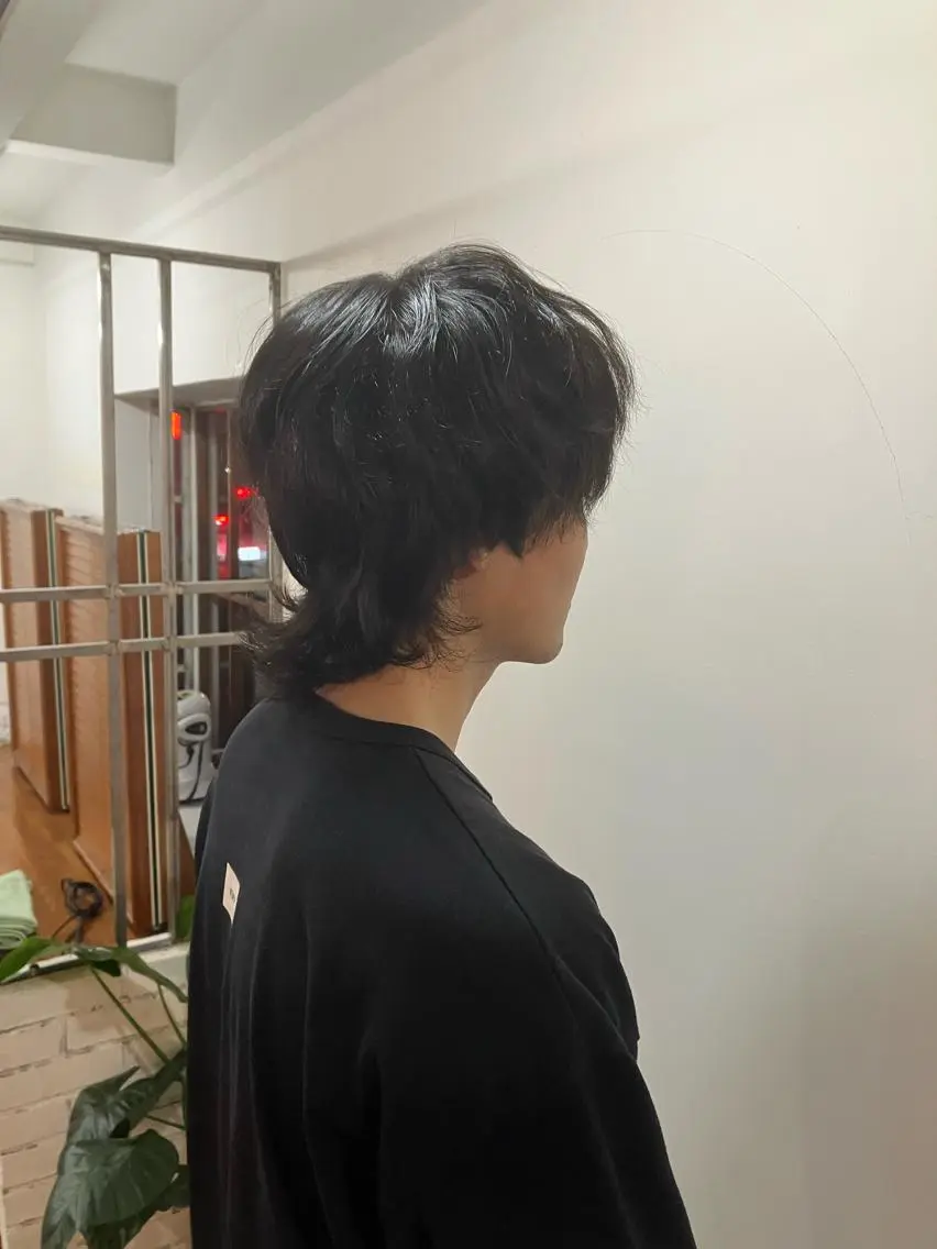 ショート メンズ メンズウルフカット ウルフカット カット 佐藤 悠生 メンズパーマ.カットのヘアスタイル