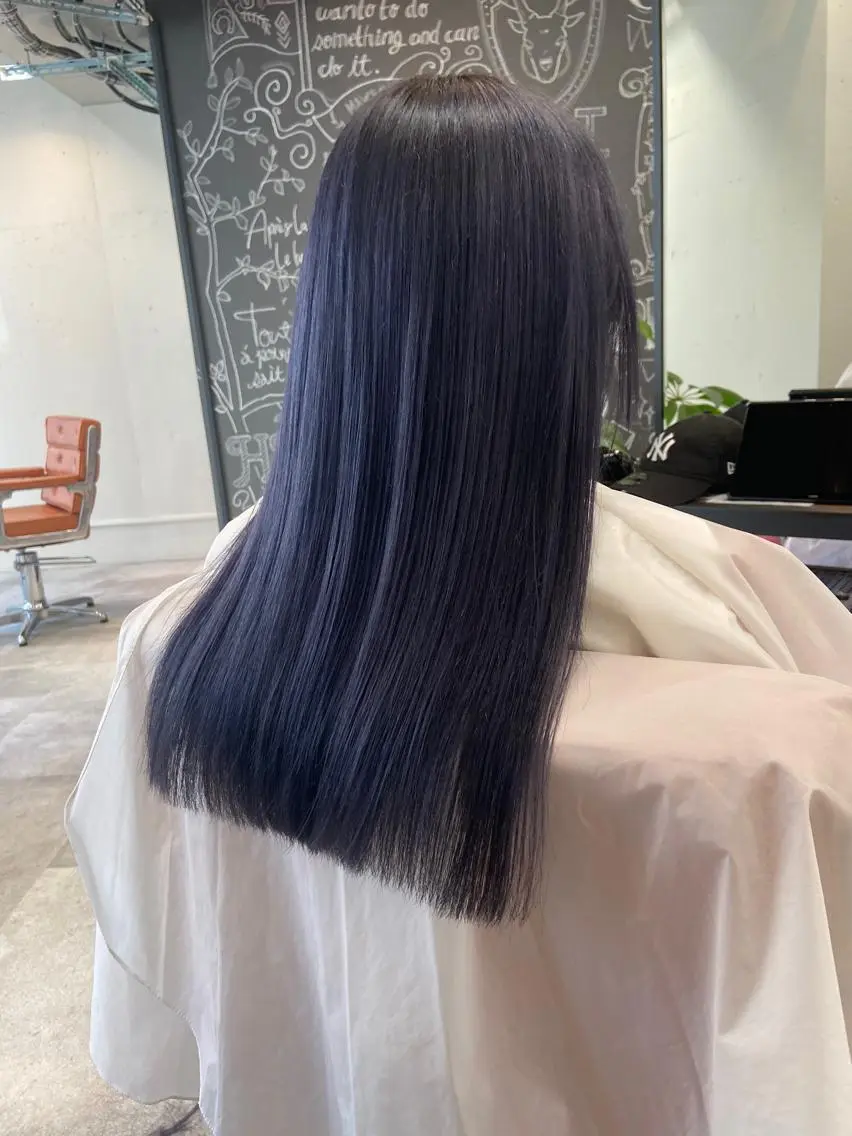 ミディアム カラー カット ヘアカラー トリートメント ウルフカット レイヤーカット上柿のヘアスタイル