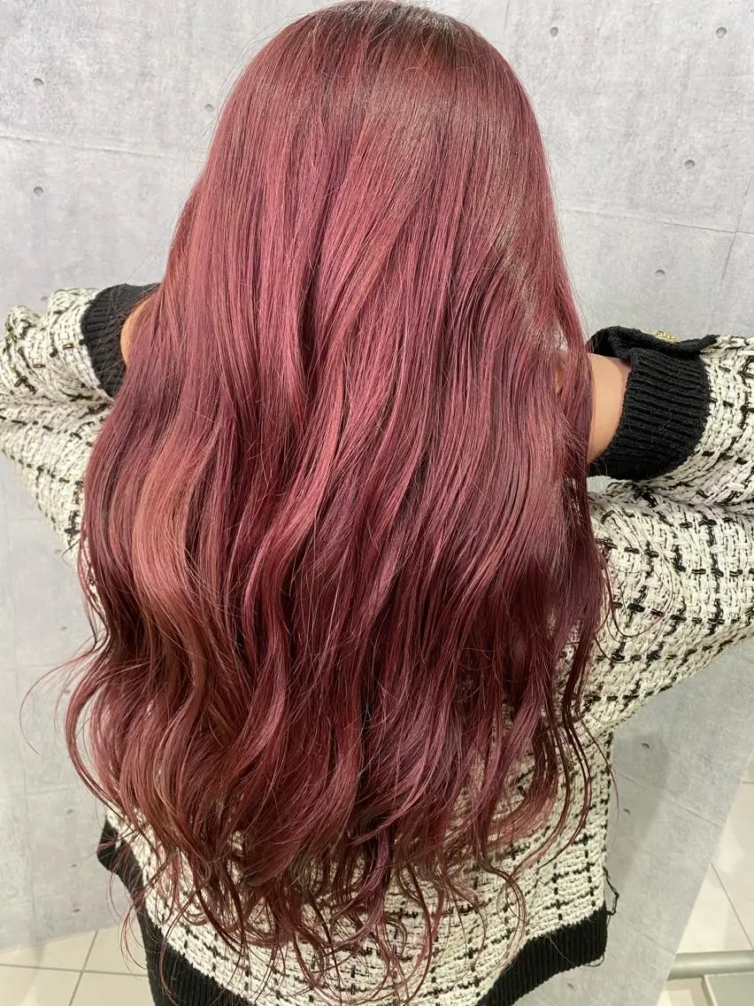 ロング 🍀透明感抜群🍀/ ハイトーンカラーのヘアスタイル
