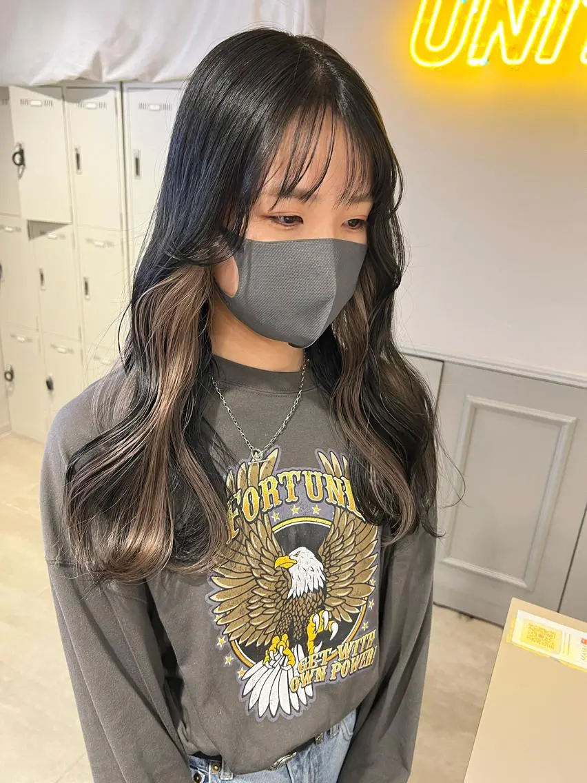 セミロング カラー ヘアアレンジ 🩵 JURI🩵のヘアスタイル
