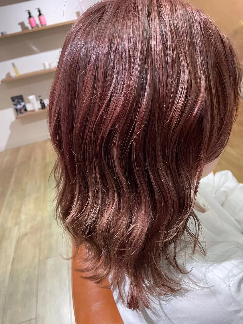 ミディアム カラー ブリーチ ヘアカラー カジ エリナのヘアスタイル