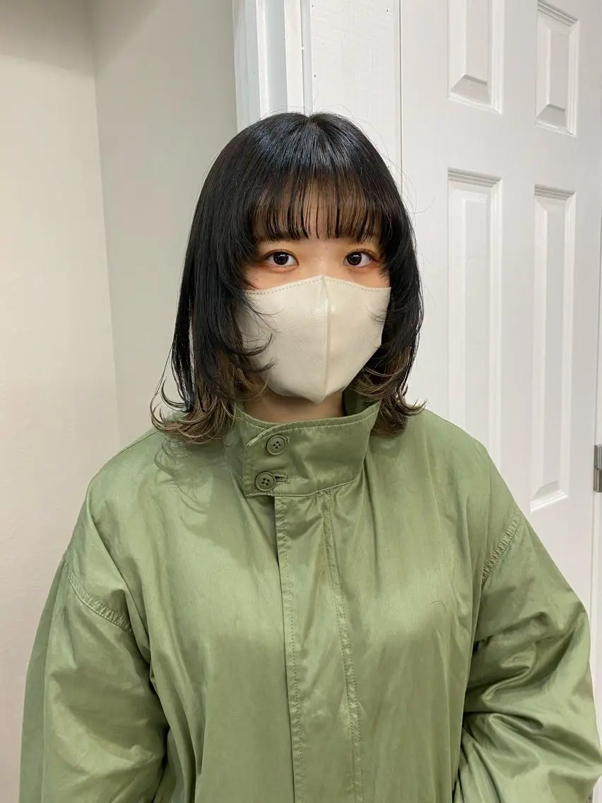 ミディアム カラー 竹内 柚子のヘアスタイル
