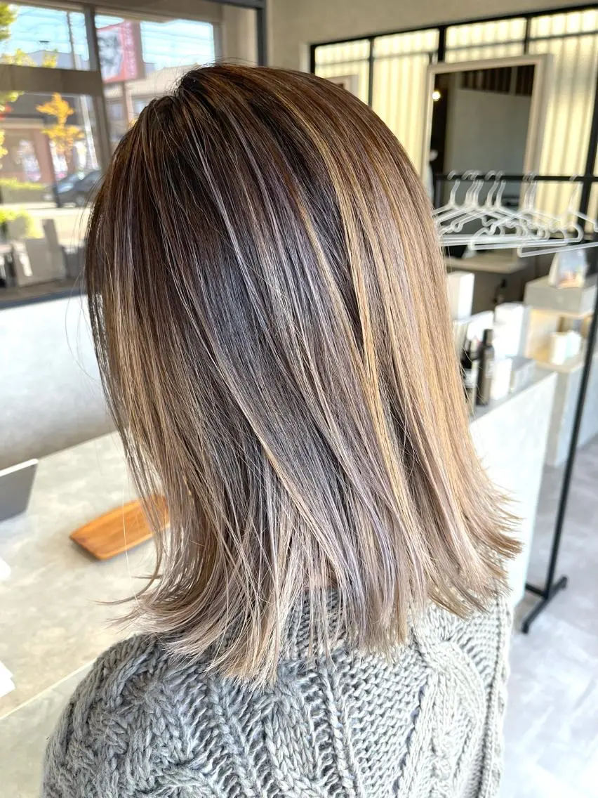 ミディアム カラー ヘアカラー 一ノ瀬 暁のヘアスタイル