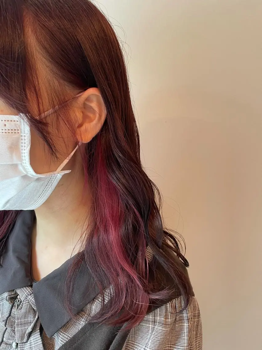 ミディアム 中村 彩音のヘアスタイル