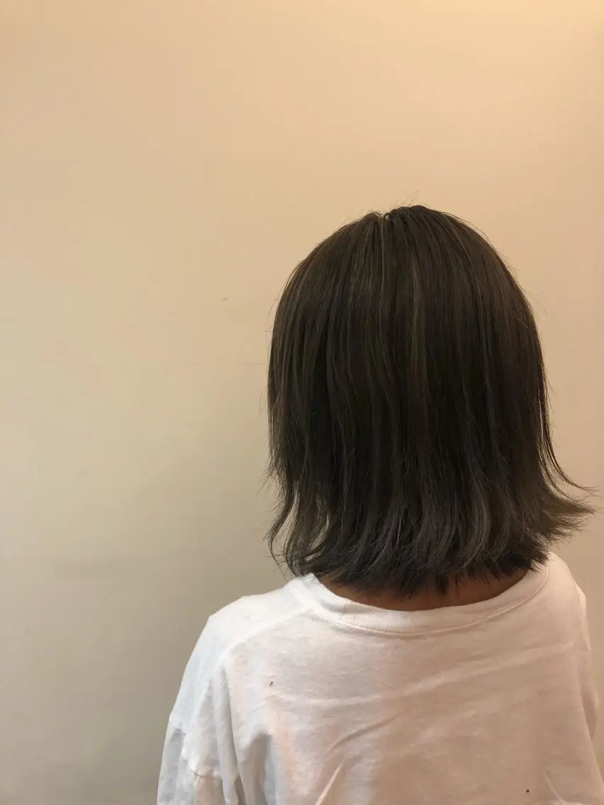 ショート ハイライト 阪上 沙織のヘアスタイル