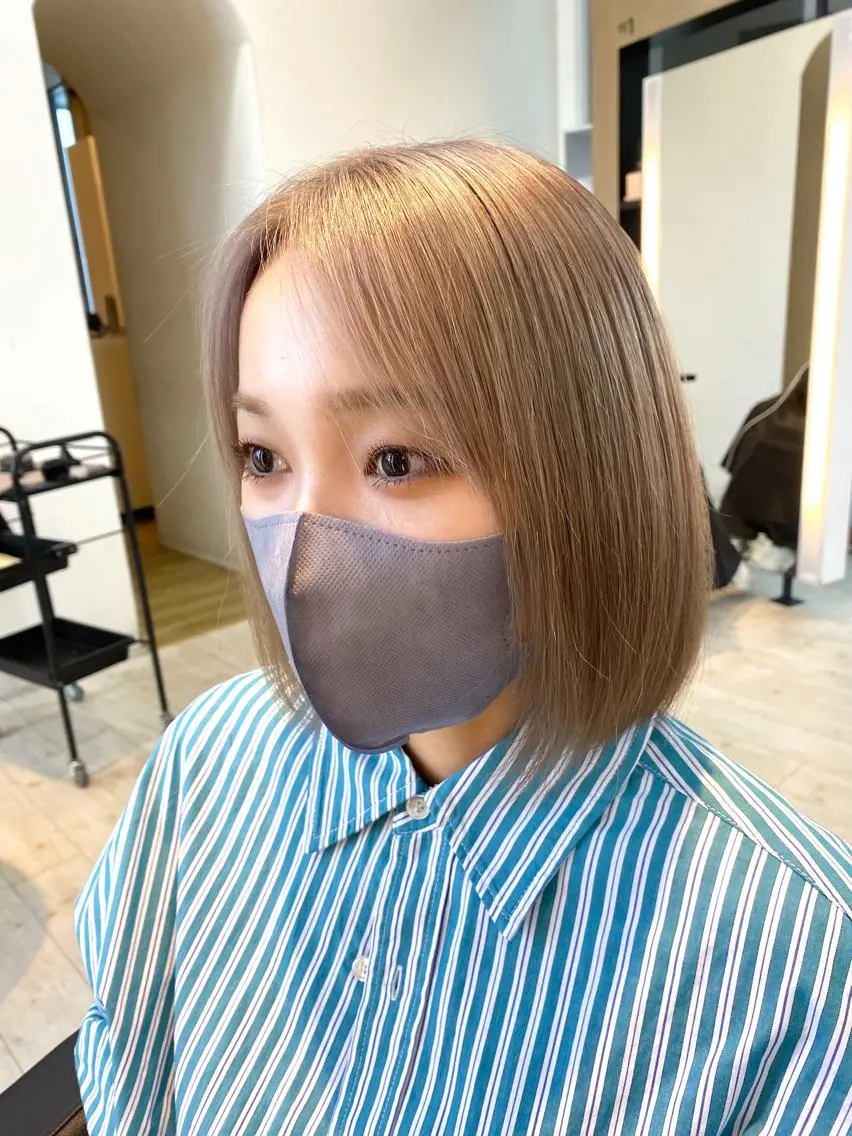 ミディアム カラー ベージュカラー ミルクティーベージュ 鈴木/ボブ/ ミルクティー/ピンクのヘアスタイル