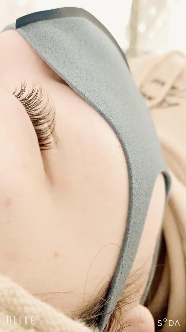 マツエク・マツパ 中村 眞歩のヘアスタイル