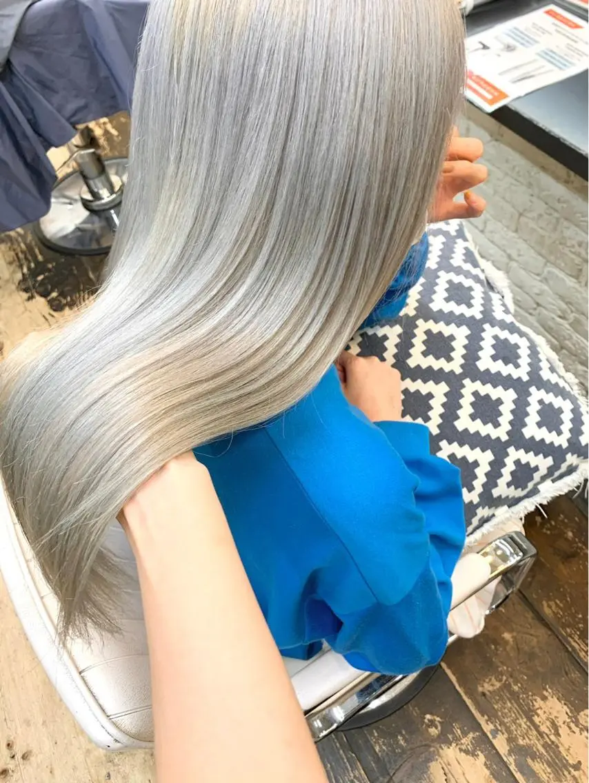 ロング カラー 退色まで透明感ある ダブルカラー/リクのヘアスタイル