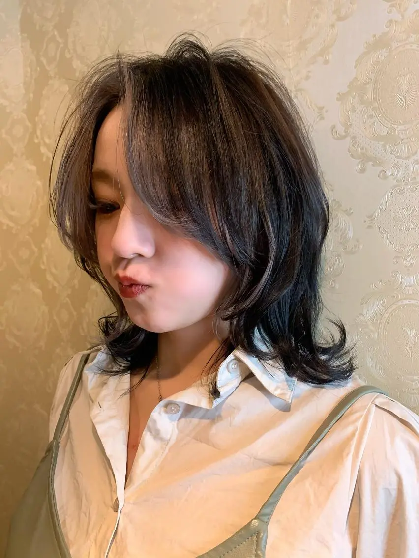 ミディアム ミストバング ボブ ウルフカット 鈴木 優美のヘアスタイル
