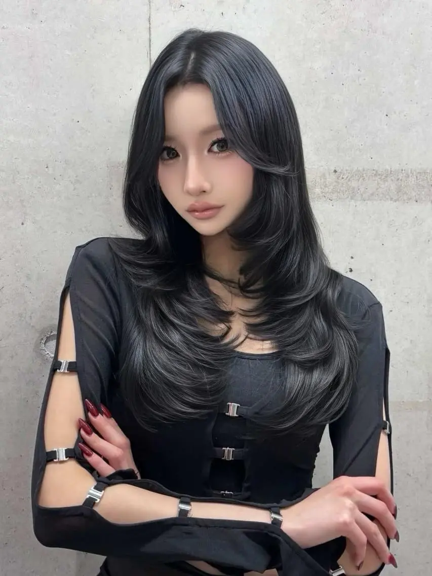 カラー ロング 透明感カラー グレージュ ハイレイヤー レイヤーカット ヘアカラー トリートメント 韓国ヘア💖Wカラー 💖透明感カラー💖のヘアスタイル