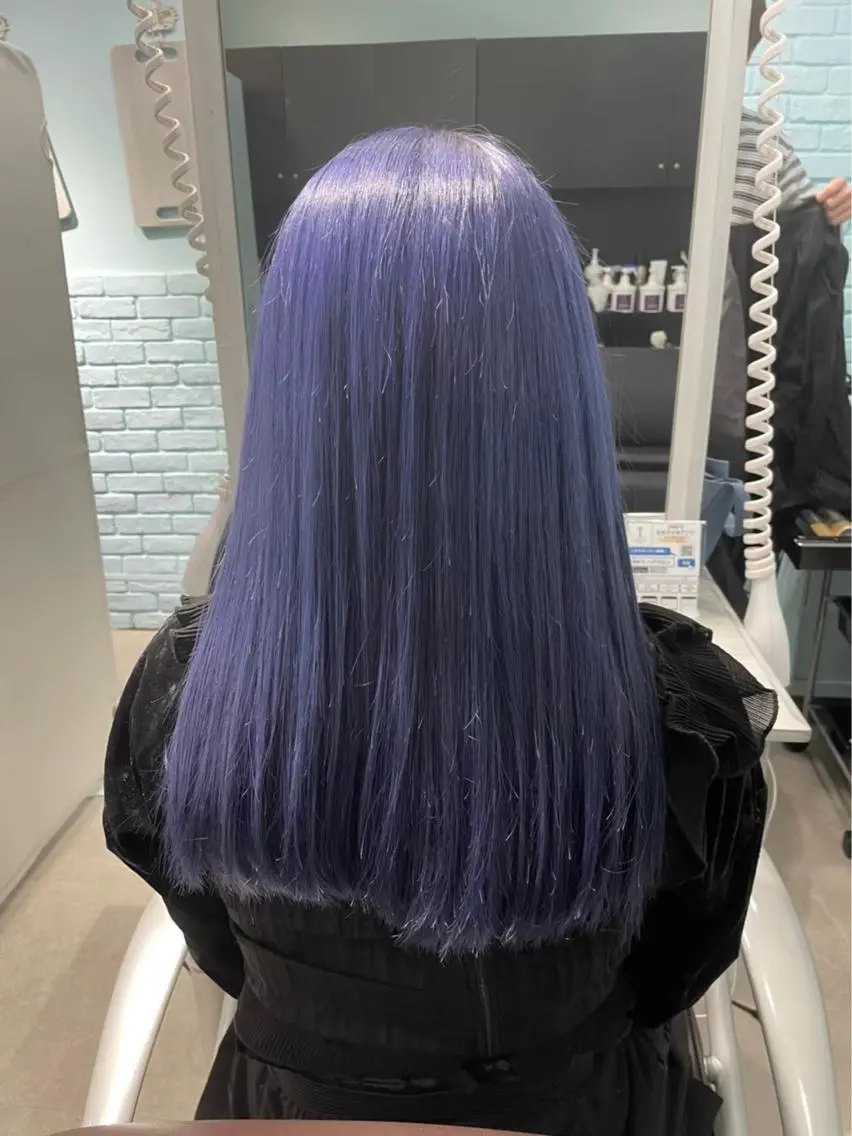 ロング カラー ヘアアレンジ アッシュ アッシュグレー アッシュグレージュ バレイヤージュ ミストバング Bob&ハイトーン 専門家CHIHIROのヘアスタイル