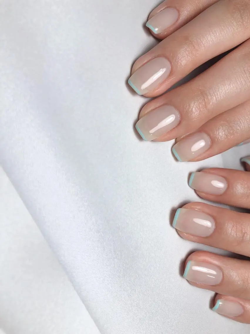 ネイル フレンチネイル ハンドネイル saki_ nail heronのネイルデザイン