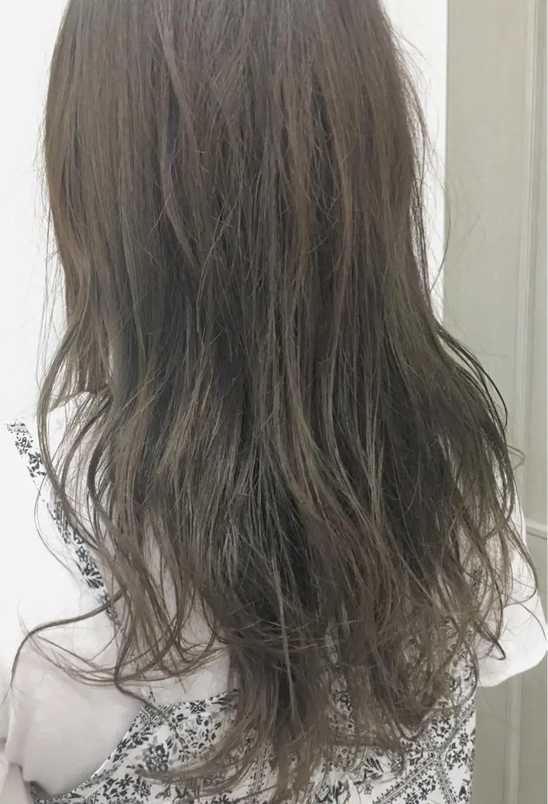 ロング tipi 香椎・千早のヘアスタイル