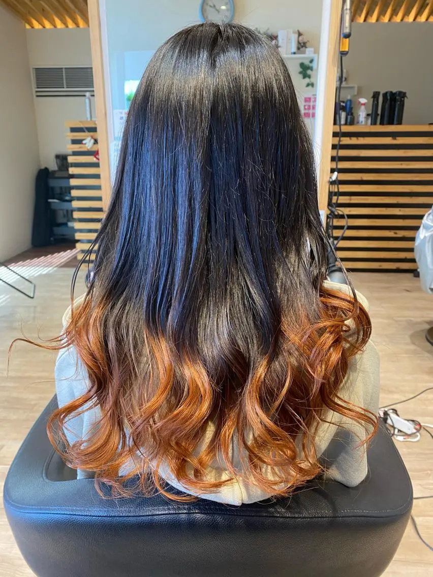 ロング カラー 関口 友行のヘアスタイル