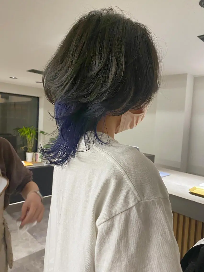 カラー ブルーカラー カット ヘアカラー 山﨑 大暉【ダブルカラー】のヘアスタイル