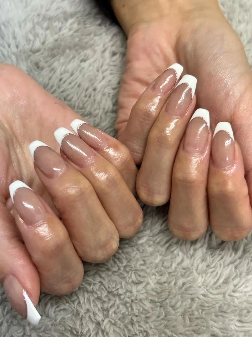 ネイル アートネイル フレンチネイル ガラスフレンチ ミラーネイル ニュアンスネイル brilliant s.kのネイルデザイン