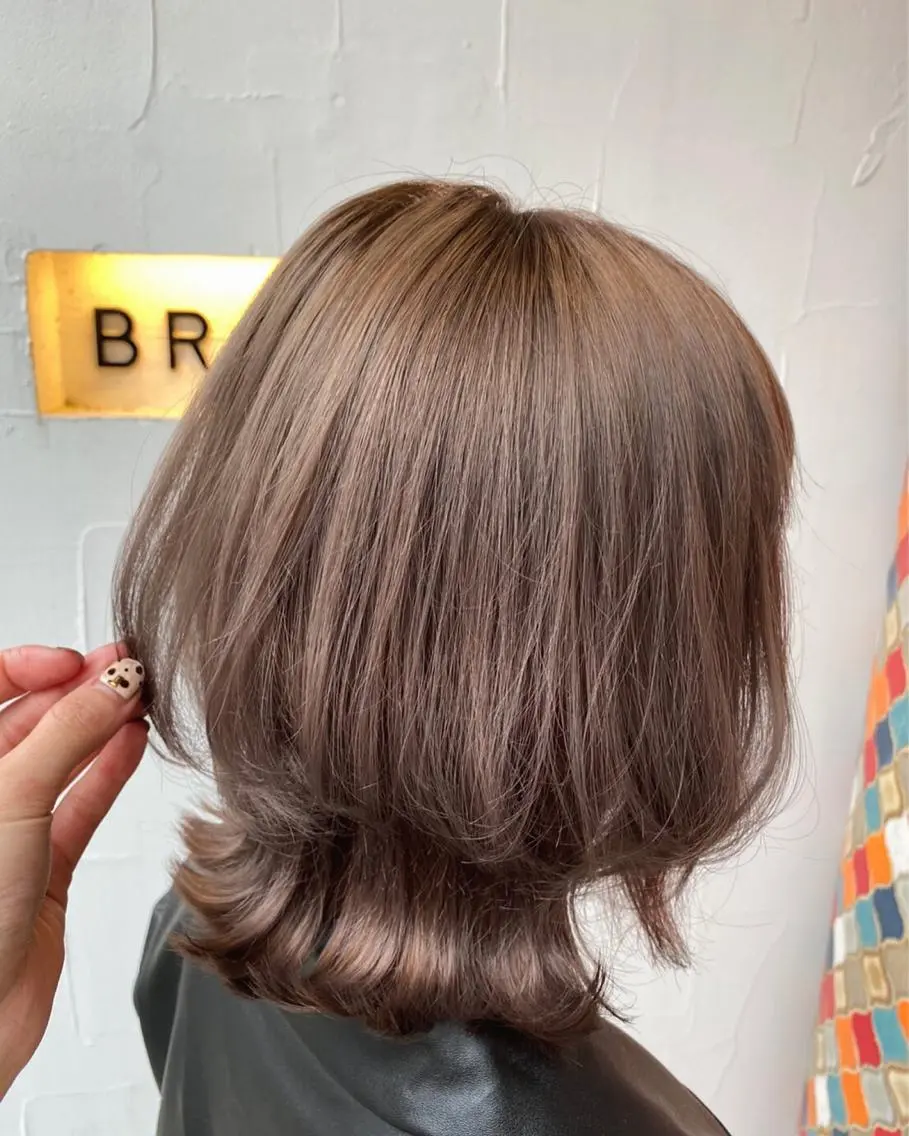ミディアム カット ヘアカラー 山田 まどかのヘアスタイル