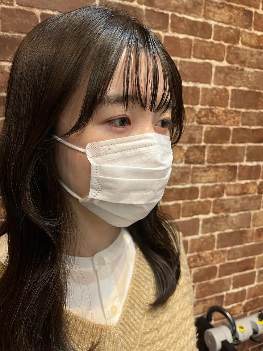 セミロング カラー パーマ ヘアアレンジ メンズ キッズ ネイル マツエク・マツパ アイブロウ メンズハイライト メンズパーマ セミロングパーマ ブラウンカラー ケアカラー 久木原 ゆりのヘアスタイル