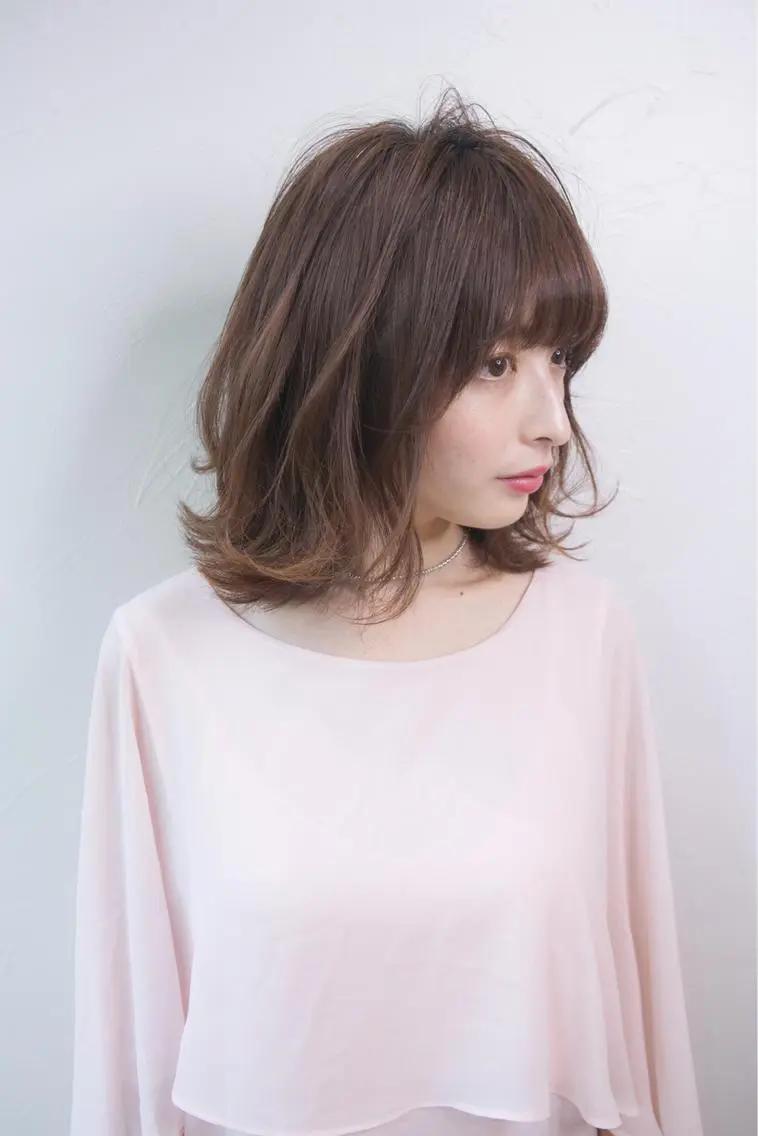 ミディアム ブリエ ブリエのヘアスタイル