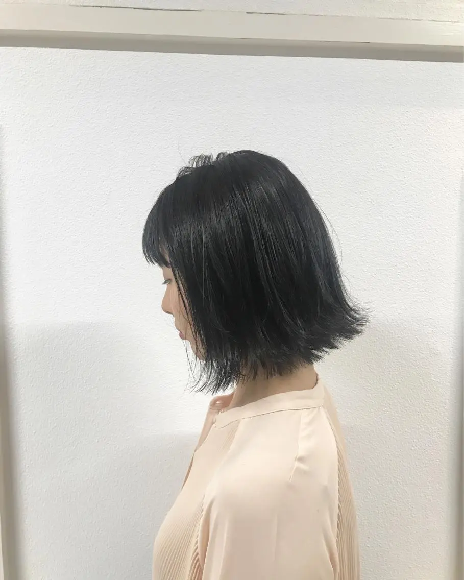 ショート カラー ヘアアレンジ ブリーチ ブルーカラー ブルージュ ブリーチなしカラー 外ハネヘア カット ヘアカラー トリートメント GiseL天神カラー 髪質改善/ブリーチのヘアスタイル