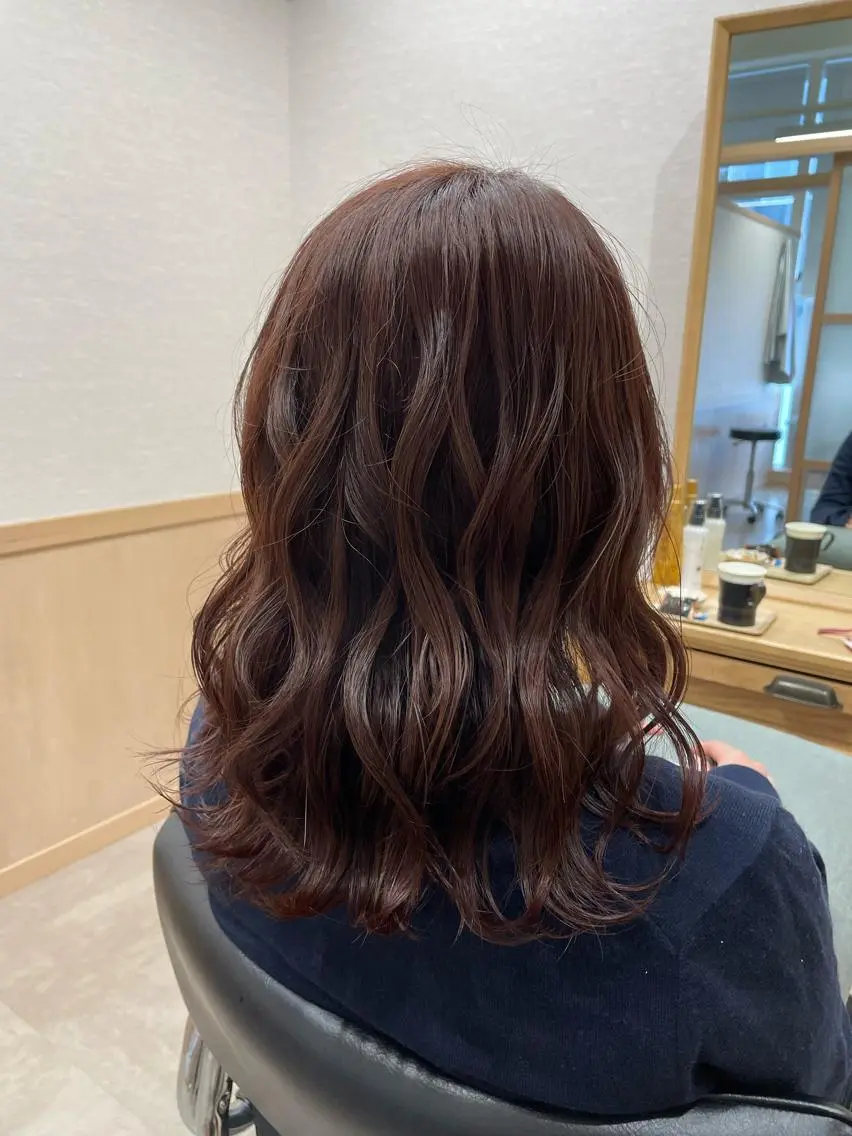 セミロング カット ヘアカラー miho 🌼🌼🌼のヘアスタイル