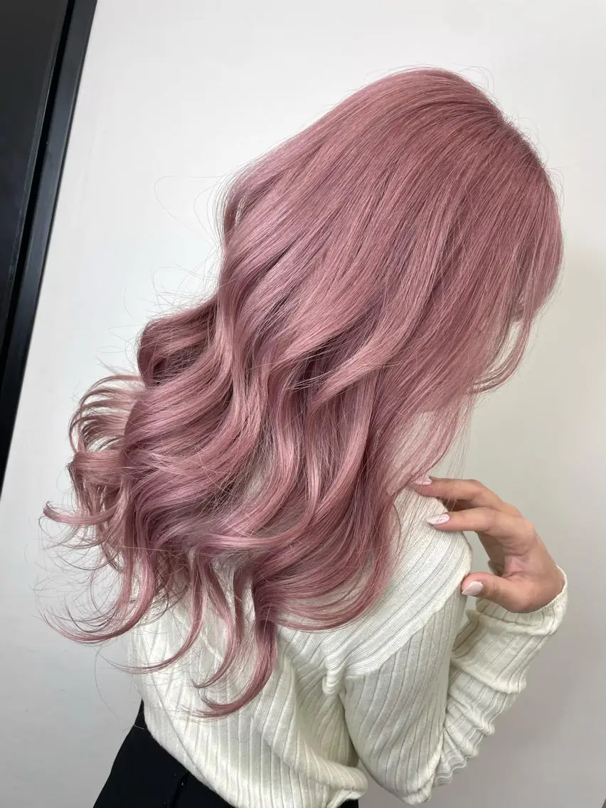 ロング ロング 佐藤 まいらのヘアスタイル