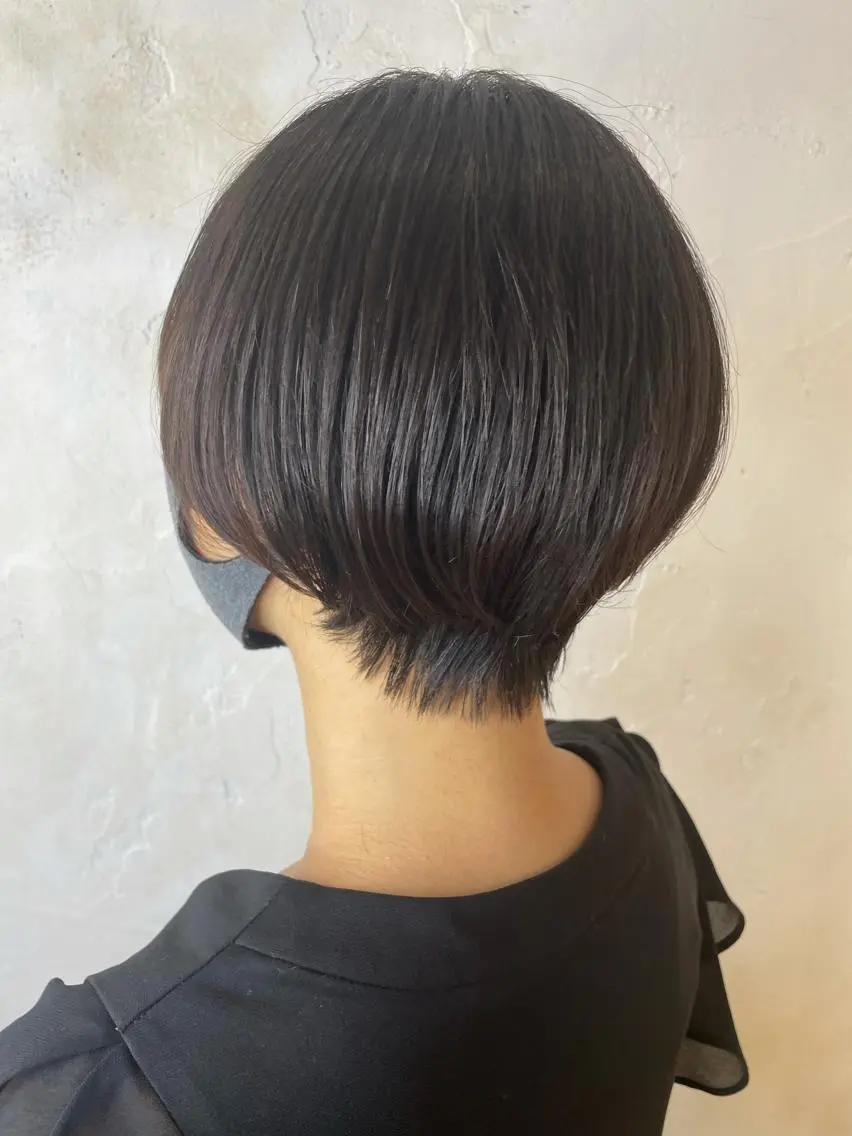 ショート カット 縮毛矯正 トリートメント マネージャー 山城洸希のヘアスタイル