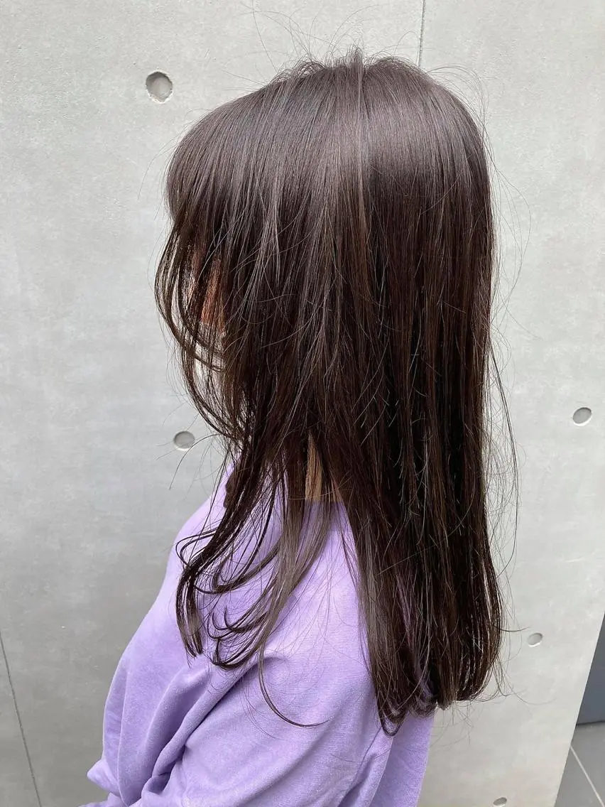 セミロング カラー ヘアアレンジ レイヤーカット 福壽 優奈のヘアスタイル