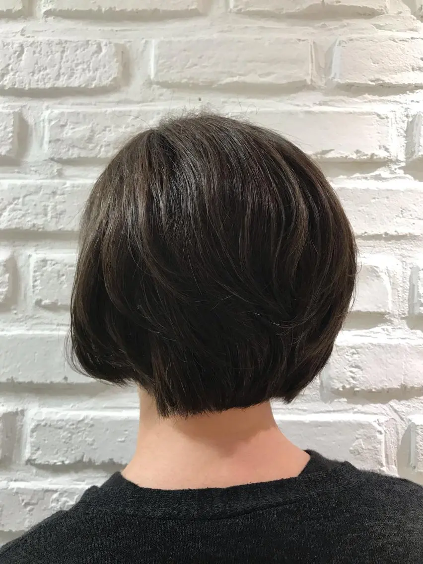 ミディアム カラー ブリーチ ハイライトカラー イルミナカラー ハイライト 【暖色カラー特化】 中山由梨のヘアスタイル