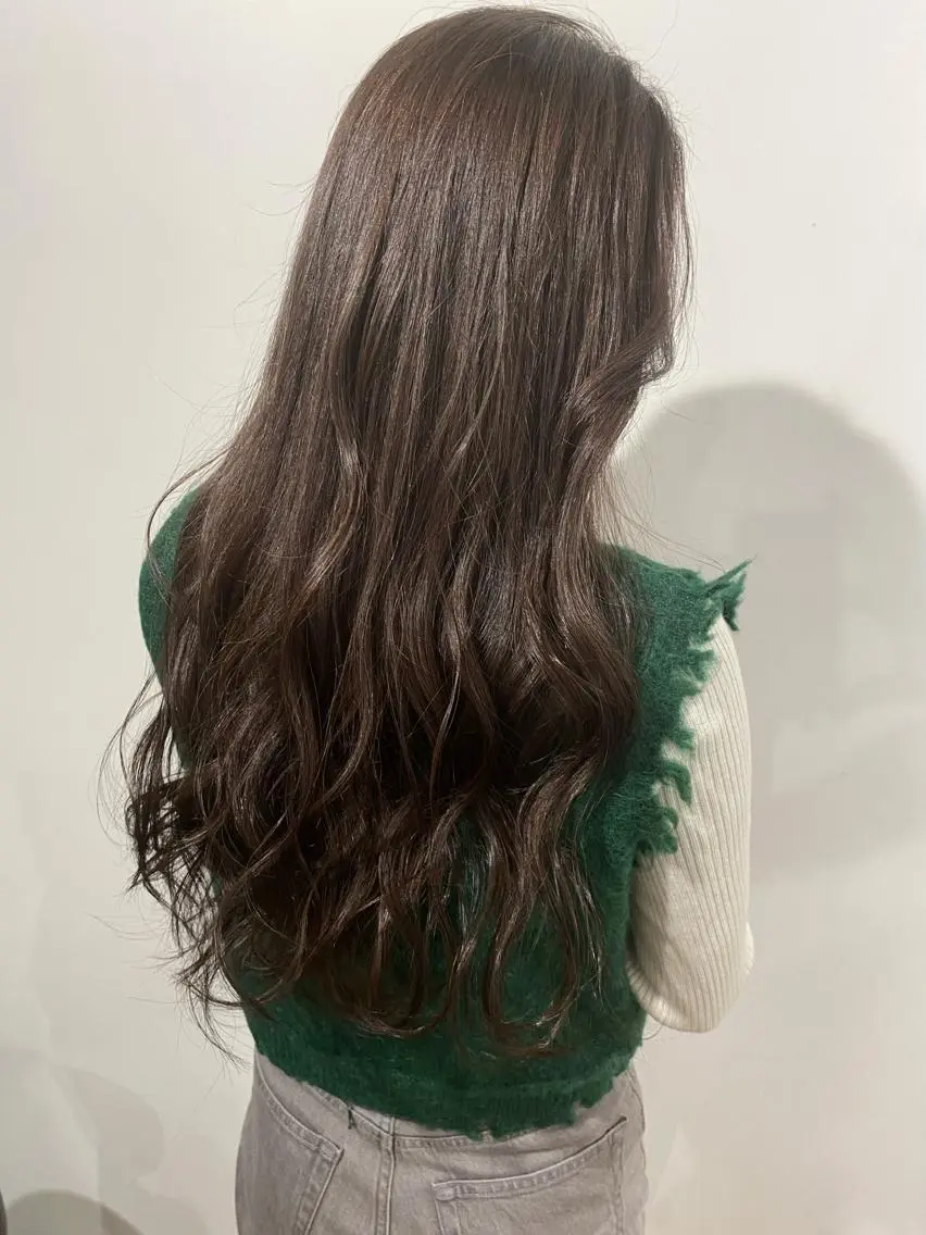 ロング カラー ヘアアレンジ ネイル アイブロウ アディクシーカラー ブリーチ 透明感カラー エドルカラー ハイライトカラー カット ヘアカラー 夜23時まで予約🉑 reverieあきらのヘアスタイル