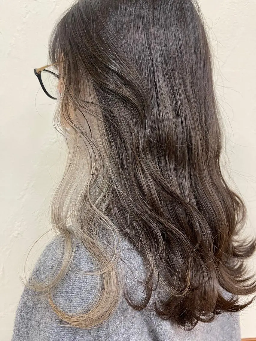 ロング ヘアカラー トリートメント 関根 沙季のヘアスタイル