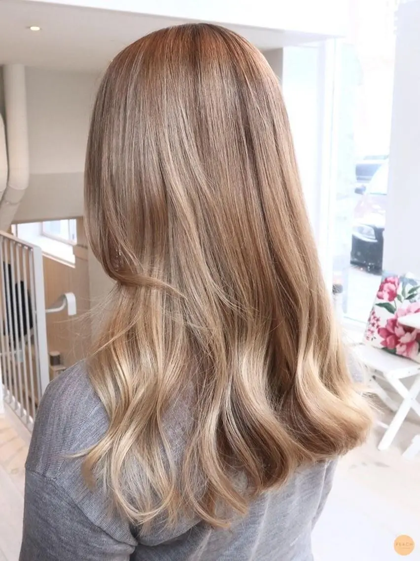 ロング カラー パーマ ヘアアレンジ メンズ キッズ ネイル マツエク・マツパ モリモト サナのヘアスタイル