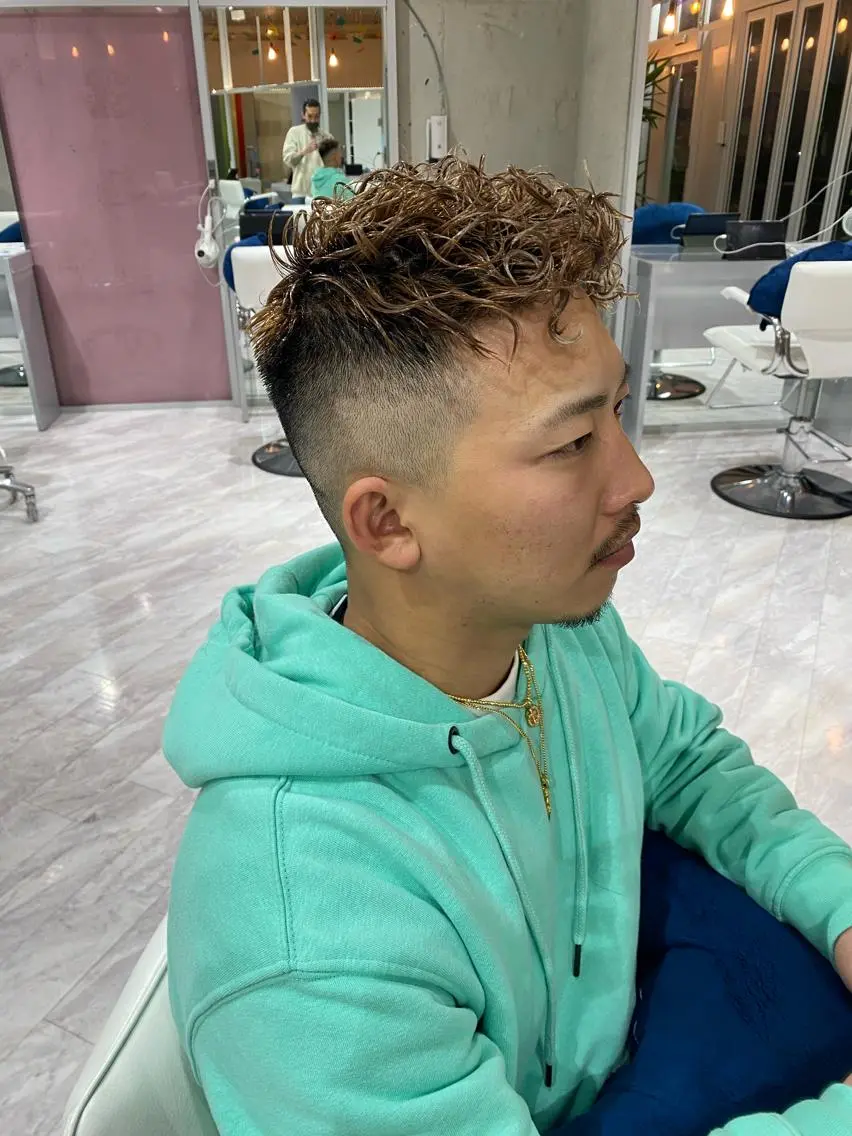 ショート カラー パーマ ブリーチ Riganuts王子 Hayato✂︎のヘアスタイル