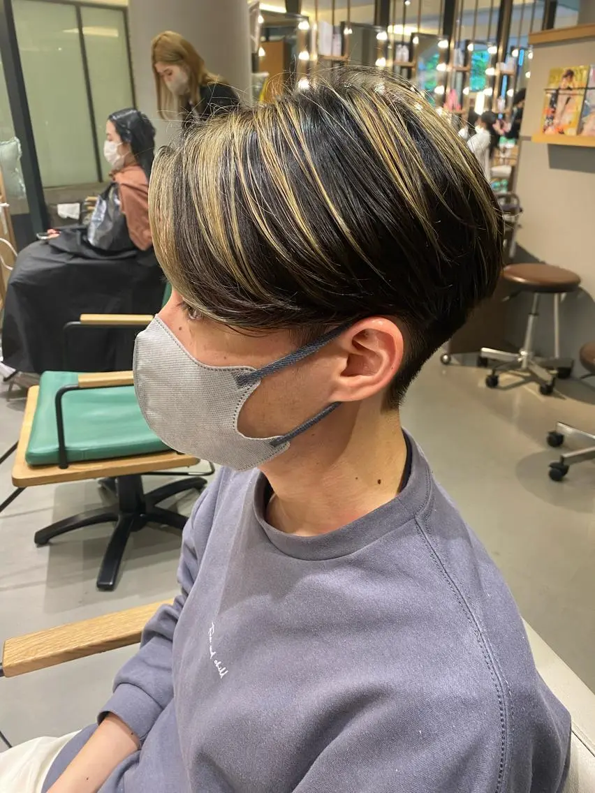 ショート カラー メンズ unopulir 景山 凌のヘアスタイル