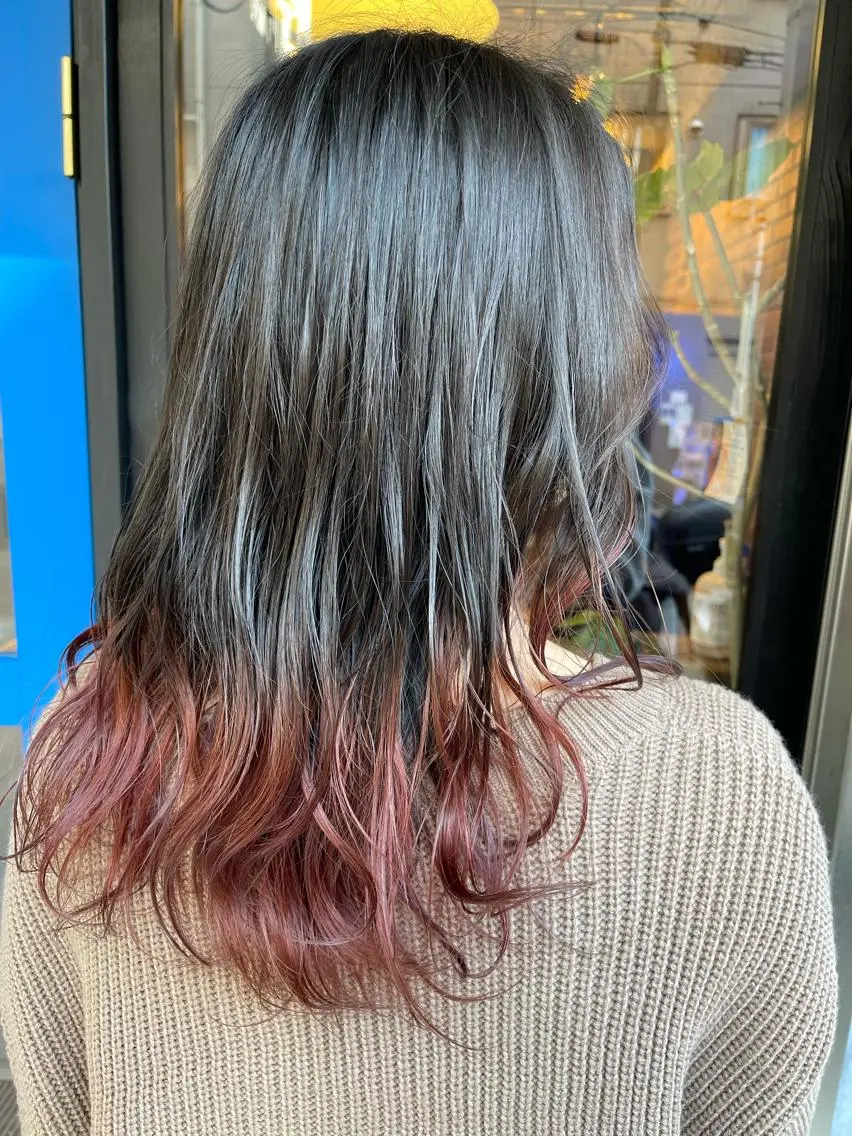 セミロング ハイライト 韓国風ヘア レイヤーカット 柴田 陽平のヘアスタイル