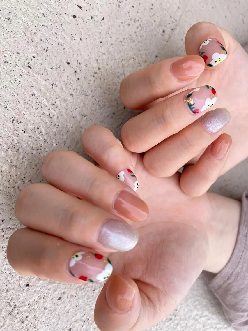 ショート ネイル ハンドネイル フットネイル ✴︎ Delightのネイルデザイン